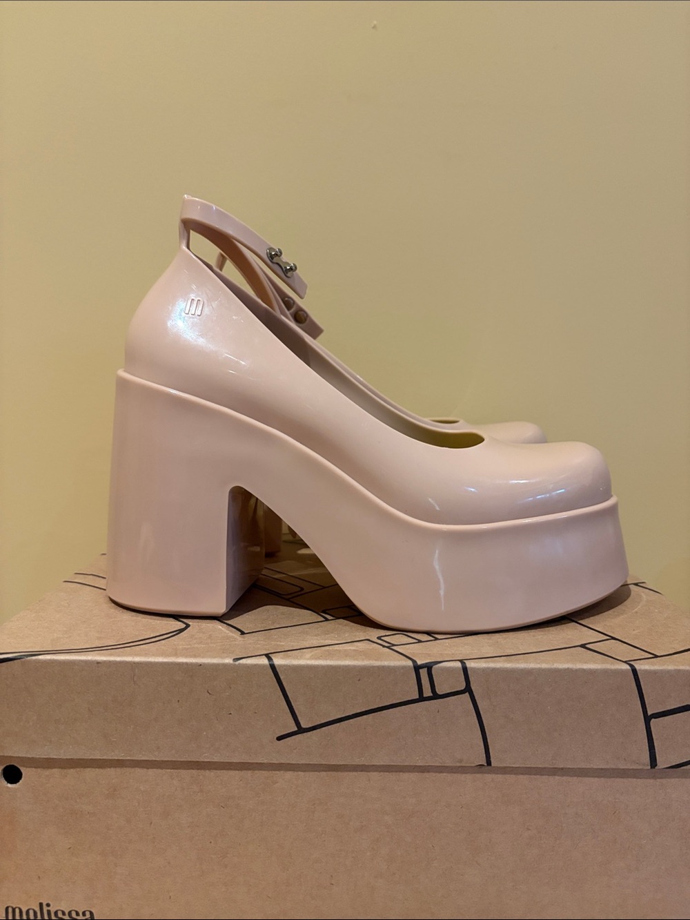 Melissa Doll Pumps 8 - Picture 2 of 6